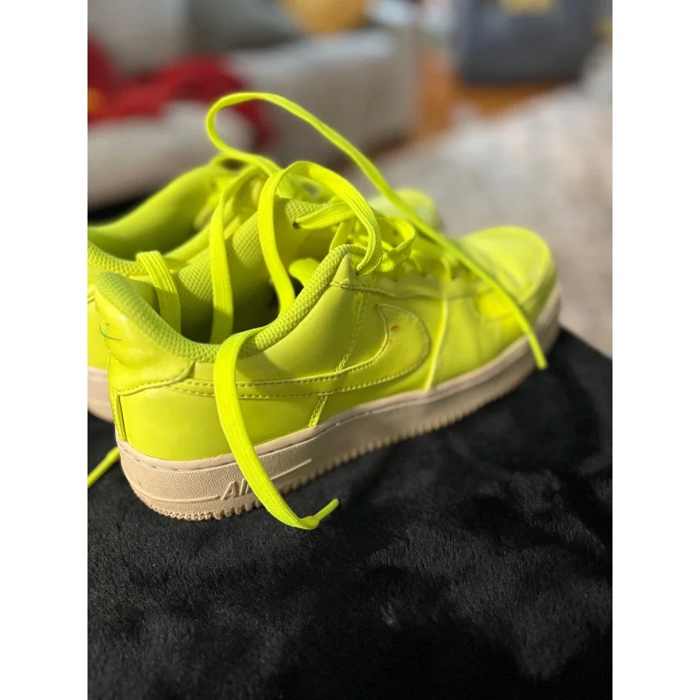 Nike Air Force 1 Low Volt Neon Yellow Patent Leather Sneakers AO2286-700 Size 7Y